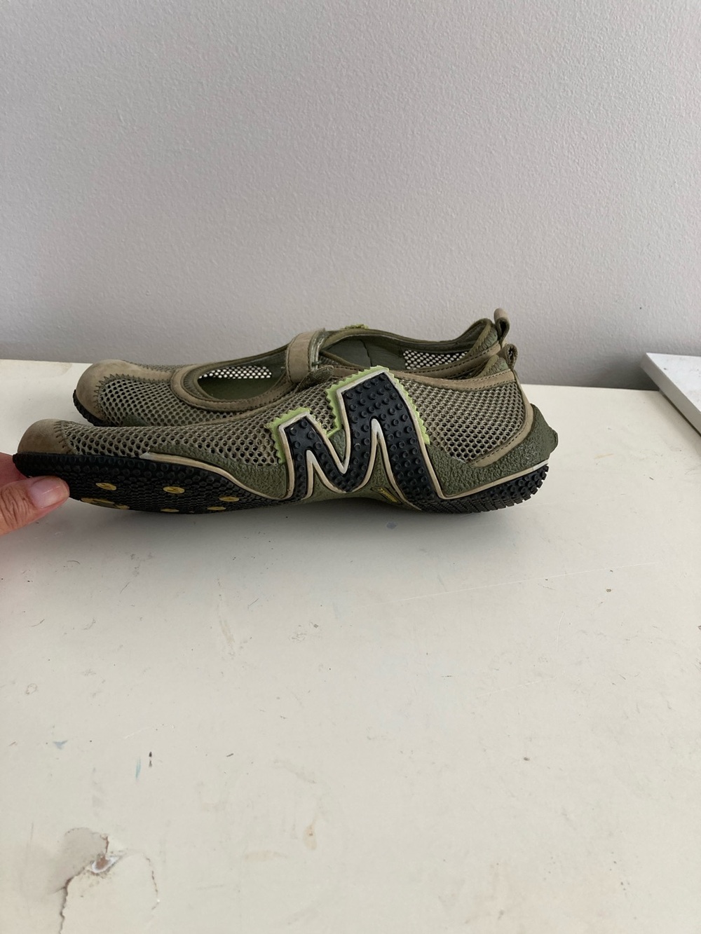 Merrell Olive Green Mesh Slip-On Flats Womens Size 7